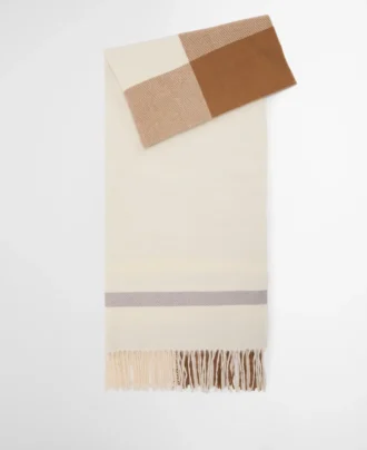 Harriet Scarf